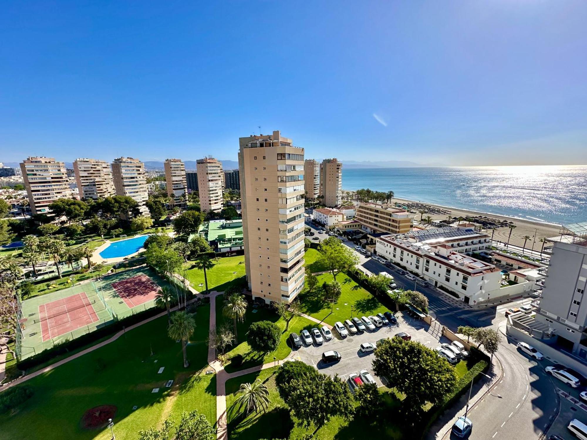 Precioso piso de lujo,4 dormitorios frente al mar Torremolinos Exterior foto